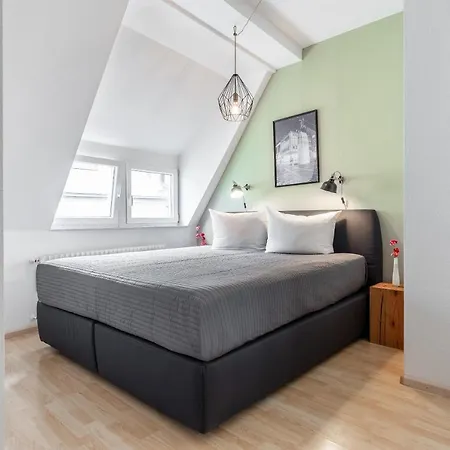 Am Augustinerplatz *